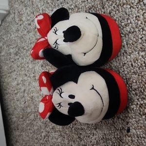 Minnie Mouse slippers